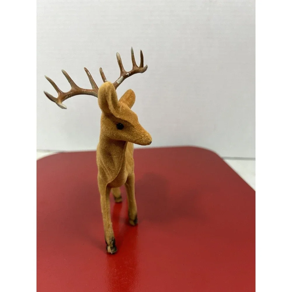 Vintage Flocked Deer‎ Buck